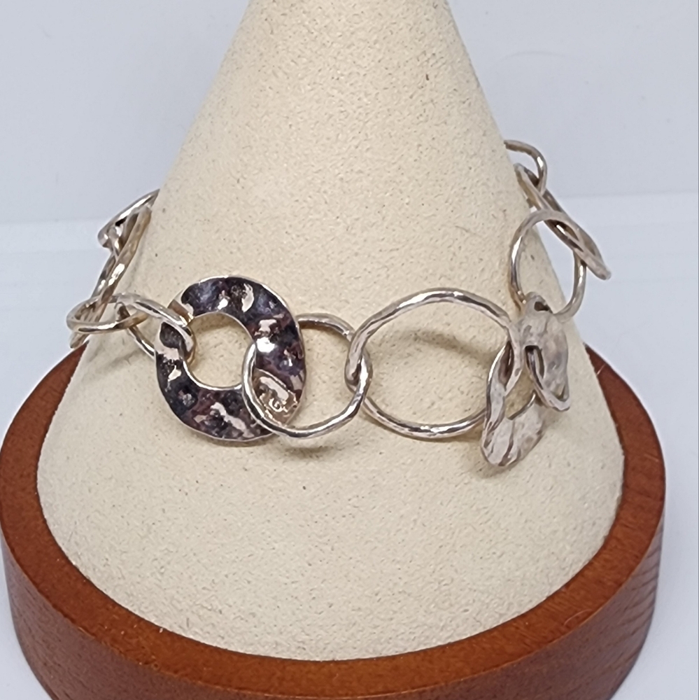 Silpada Sterling Hammered Circle Bracelet - Picture 4 of 5